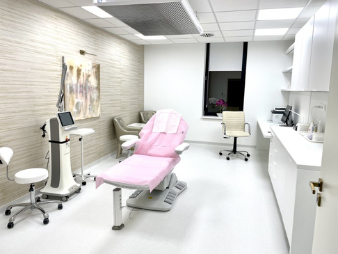 Slider image (4) New Beauty Medical Aesthetic and Anti-aging Center